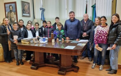 La Escuela Primaria N° 7 de Rafael Obligado rinde homenaje al mate con un emotivo proyecto artístico