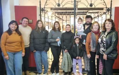 Actividades en el marco del Día de la Cultura Argentina, convocó a vecinos y artistas en distintos espacios de la ciudad Actividades en el marco del Día de la Cultura Argentina, convocó a vecinos y artistas en distintos espacios de la ciudad