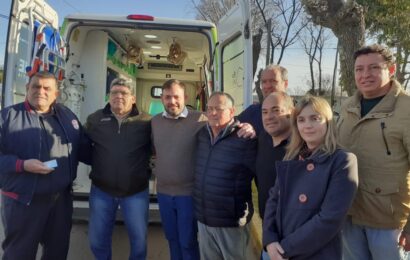 Carabelas: El Municipio entregó una ambulancia de ‘respuesta inmediata’