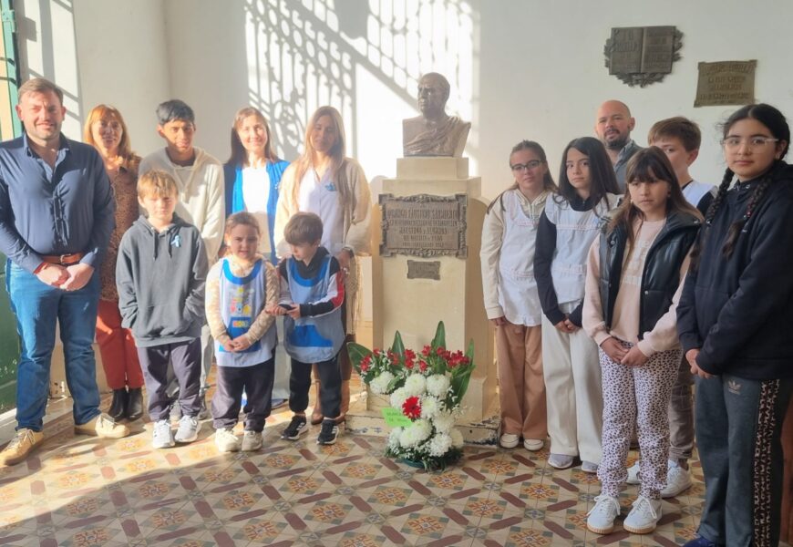 Día del Maestro: La comunidad evocó a Sarmiento Día del Maestro: La comunidad evocó a Sarmiento