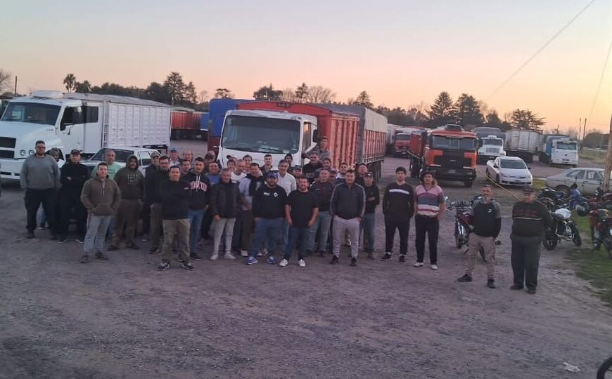 Nuevo conflicto entre transportistas y cerealeras Nuevo conflicto entre transportistas y cerealeras