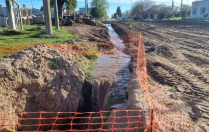 El servicio de agua potable se verá altamente afectado debido a trabajos que se están realizando en Avenida Diego Trillo El servicio de agua potable se verá altamente afectado debido a trabajos que se están realizando en Avenida Diego Trillo