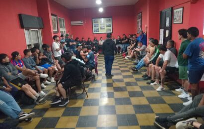 Amplio respaldo a Biorlegui tras asamblea en la UATRE Amplio respaldo a Biorlegui tras asamblea en la UATRE