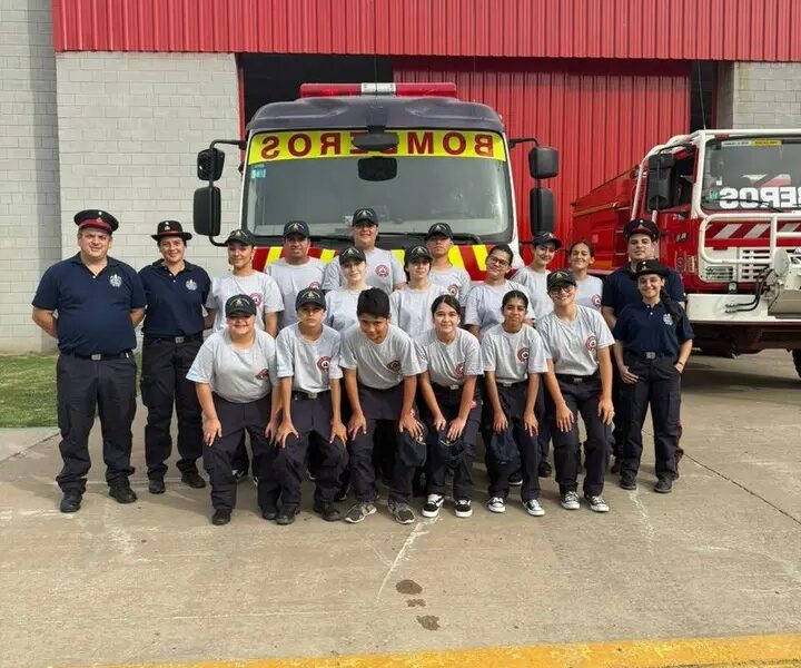 Bomberos de Rojas: hubo cierre de año de la Escuela de Cadetes Bomberos de Rojas: hubo cierre de año de la Escuela de Cadetes