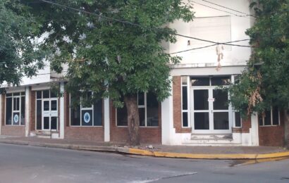 Club Rivadavia: La Comisión desaloja a conserje y se hace cargo de su reapertura Club Rivadavia: La Comisión desaloja a conserje y se hace cargo de su reapertura