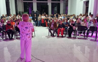 Reconocieron a mujeres en cálido acto Reconocieron a mujeres en cálido acto