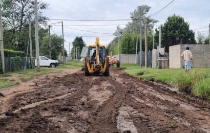 Barrio Belgrano: Reparan calles de tierra Barrio Belgrano: Reparan calles de tierra
