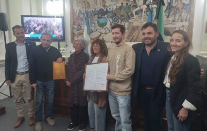 FHA: Merecido homenaje a Ana Kienzelmann FHA: Merecido homenaje a Ana Kienzelmann