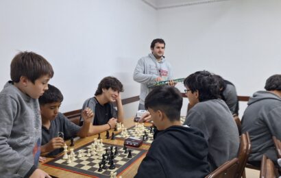 Funciona a pleno la Escuela Municipal de Ajedrez Funciona a pleno la Escuela Municipal de Ajedrez