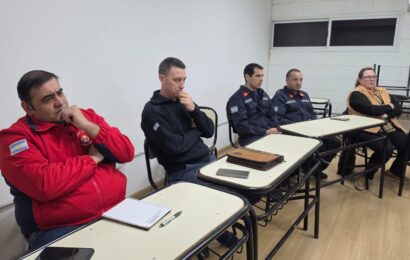 Coordinación entre instituciones ante la posible llegada del fenómeno de El Niño Coordinación entre instituciones ante la posible llegada del fenómeno de El Niño