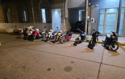 Secuestran motos y autos en operativo policial Secuestran motos y autos en operativo policial